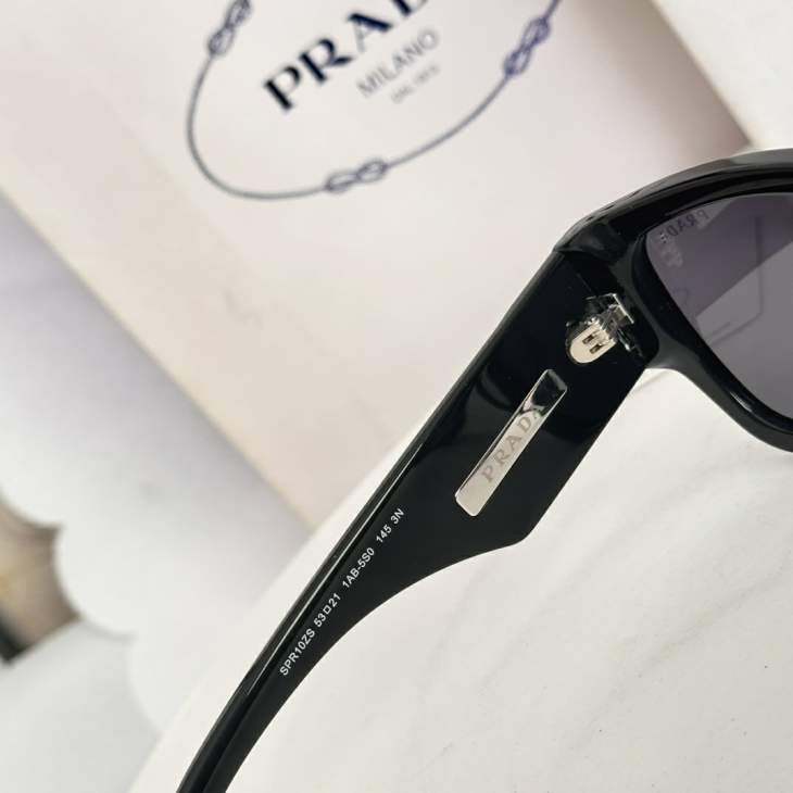 Picture of Prada Sunglasses _SKUfw77121453fw